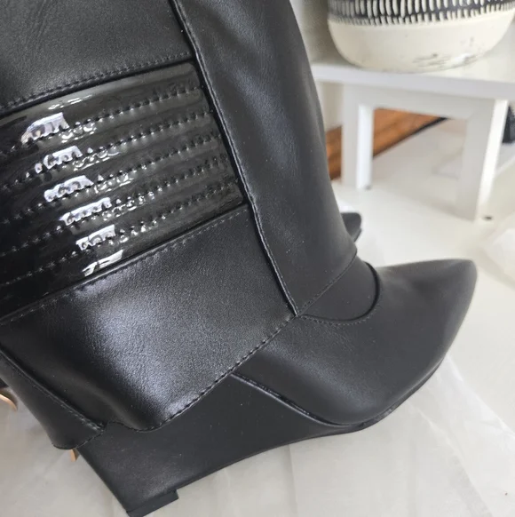 NWT Azalea Wang Victoria Knee High Wedge Boots Black Size 10 - Picture 2 of 12